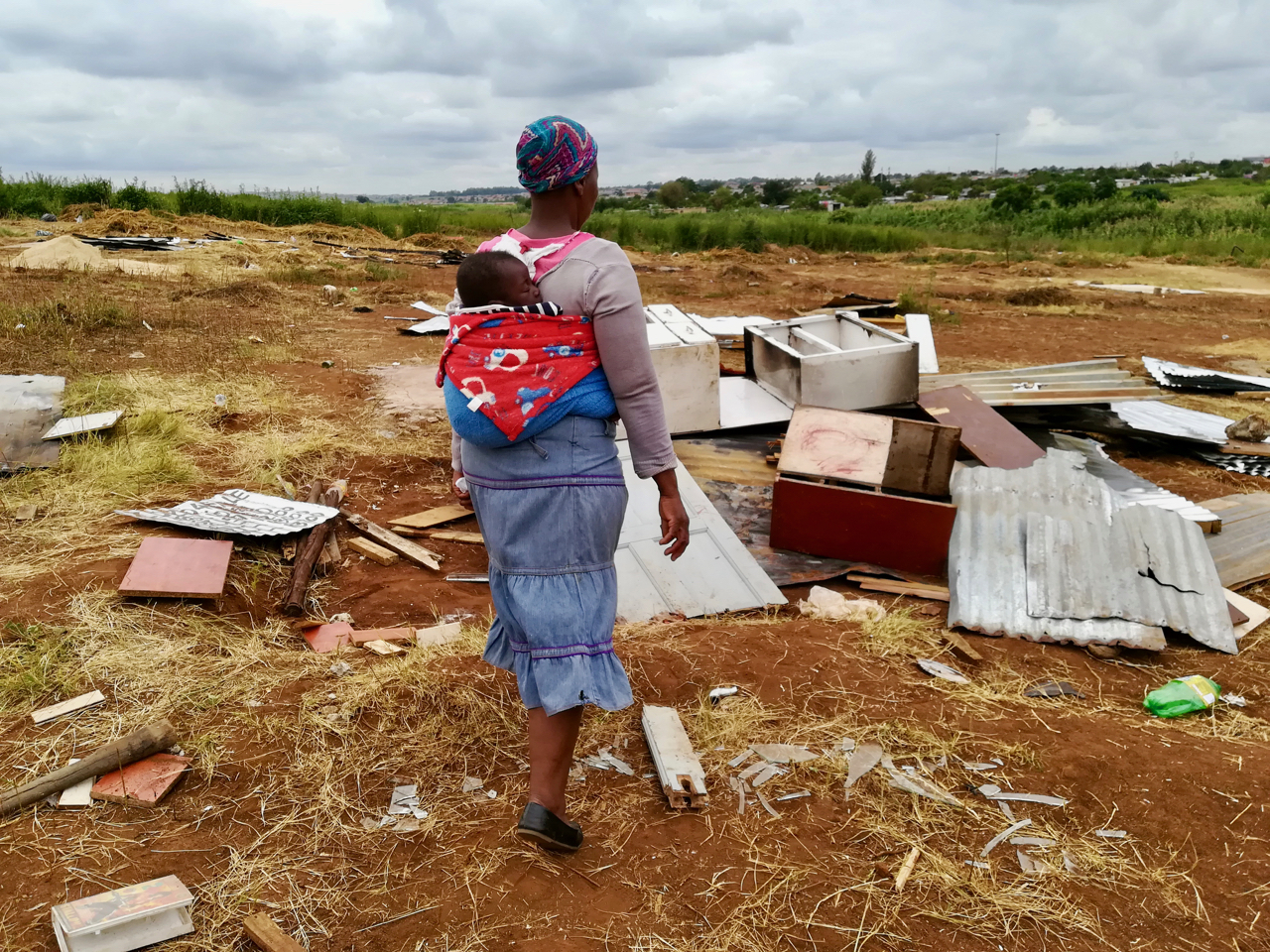 Ten eviction attempts but land occupiers rebuild in Tembisa | GroundUp